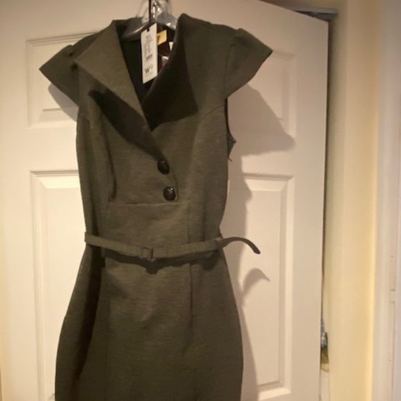 Waggon Paris elegant classic plus size Dress brand new .